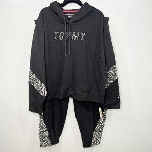 Tommy Hilfiger Animal Print Hoodie Joggers Sweat Suit NWT